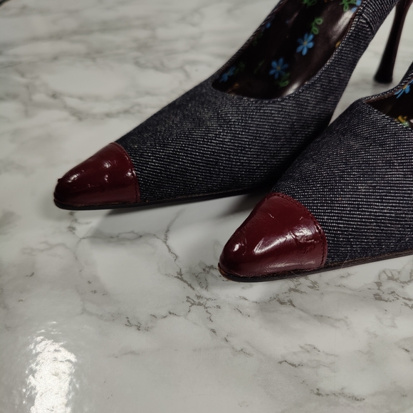 Dolce and Gabbana Denim Stilettos with Burgundy Leather Accents Size 39 1/2 - Picture 4 of 15